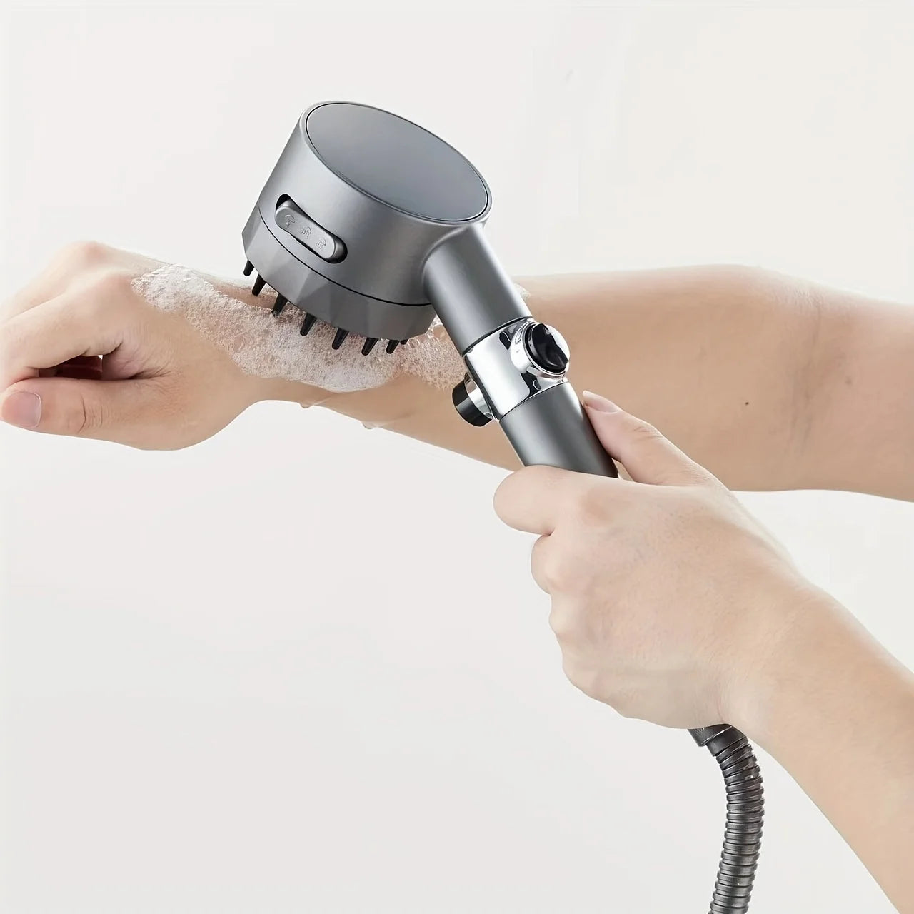 New self-contained silicone soft particle massage showerhead, three-position function adjustable pressurized